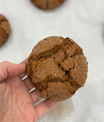 Chewy Ginger Molasses Cookie