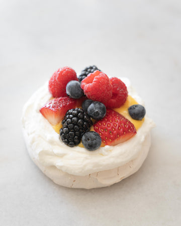 POS Mini Pavlova with cream, lemon, berries