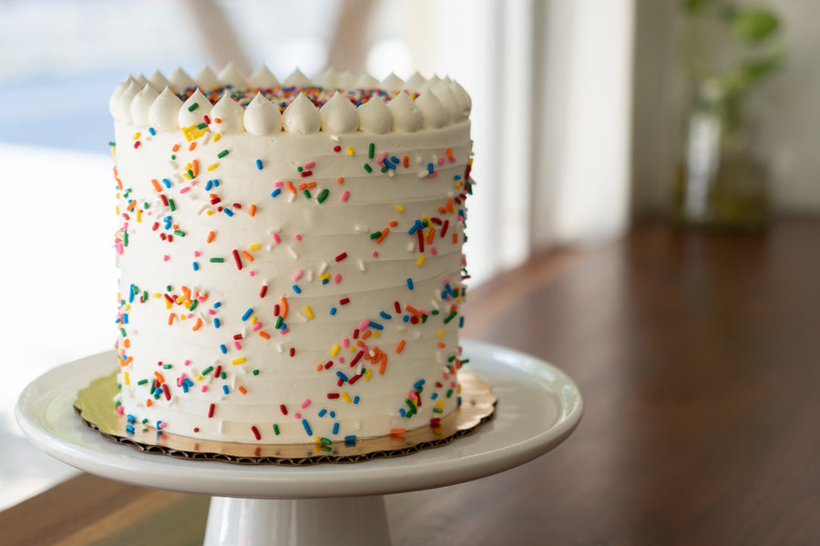 ≈Vanilla Birthday Cake