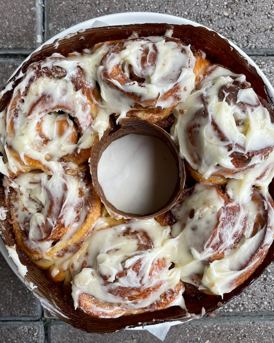 *Cinnamon Roll with Cream Cheese Icing (1/2 dozen)